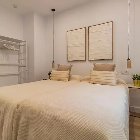 New Cozy Apartament Next To Sta Justa And Airport Seville Exterior photo